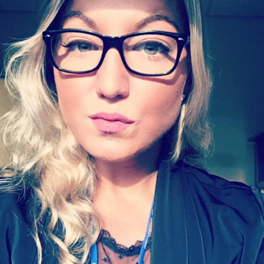 Meet your Posher, Kara